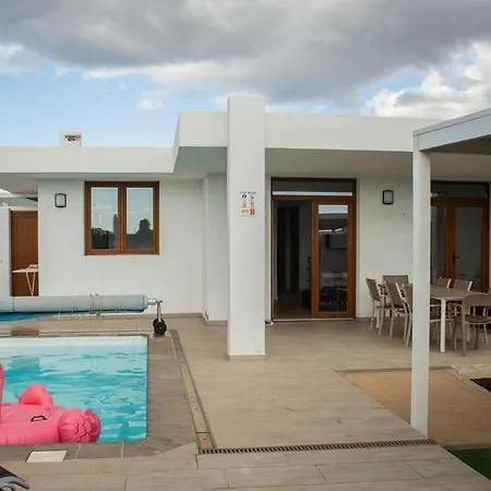 Villa Blanca *
