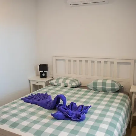 Blanca Villa *